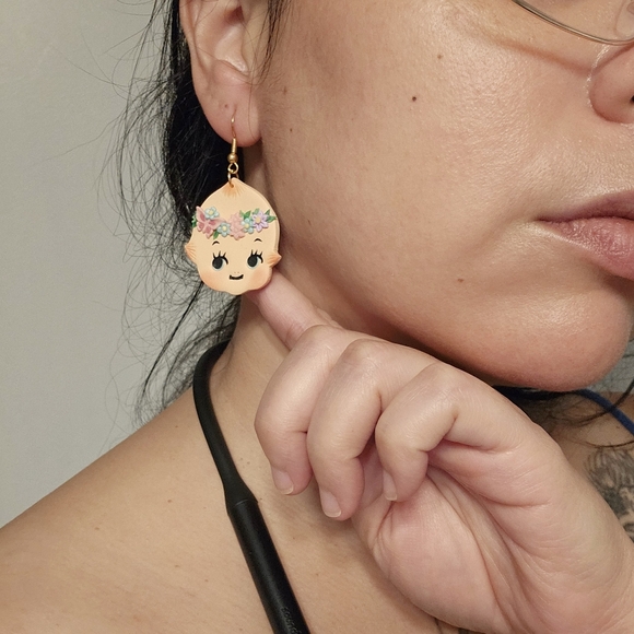Spring Kewpie Earrings! - Picture 3 of 3